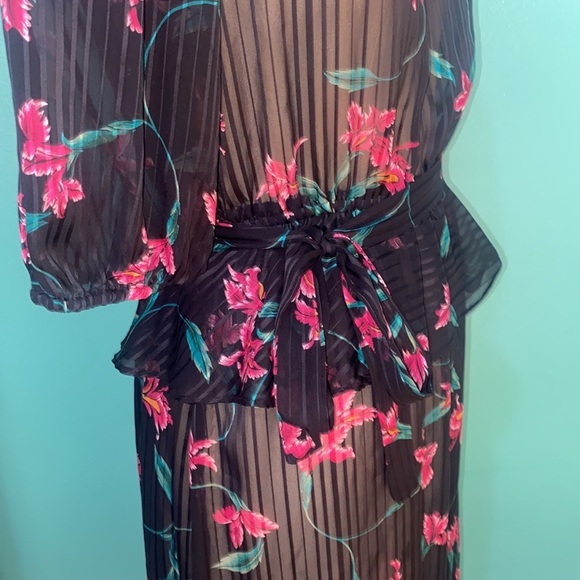 VINTAGE 80’s FLORAL DRESS - Picture 6 of 8